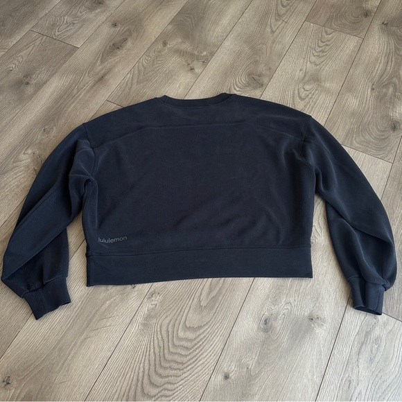 lululemon athletica Sweaters - LULULEMON Softstreme Perfectly Oversized Cropped Crew size 8 Black